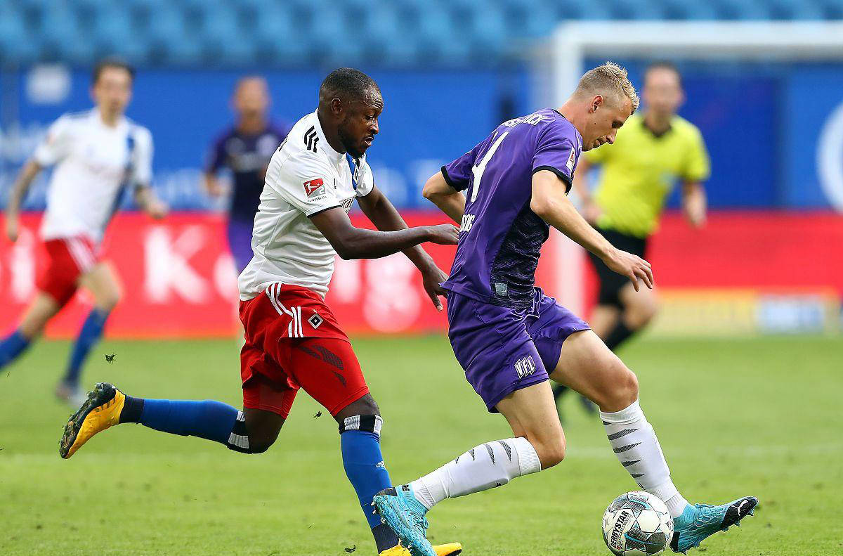 金年会app下载-包含雷恩客场大胜里昂，赢得宝贵三分的词条