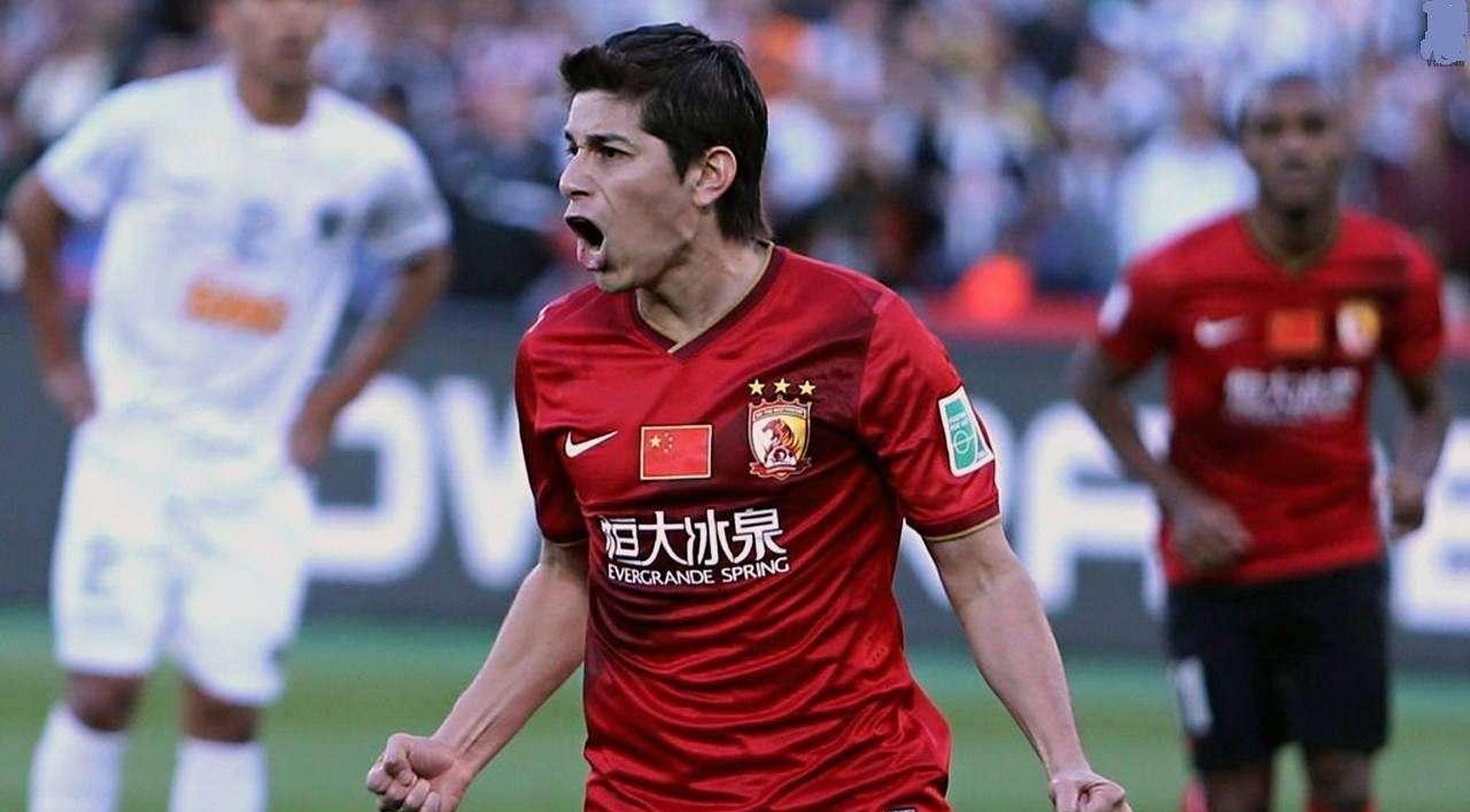 金年会官方网站-包含意外之战！上港对阵恒大，中超强队角逐农历年首战的词条