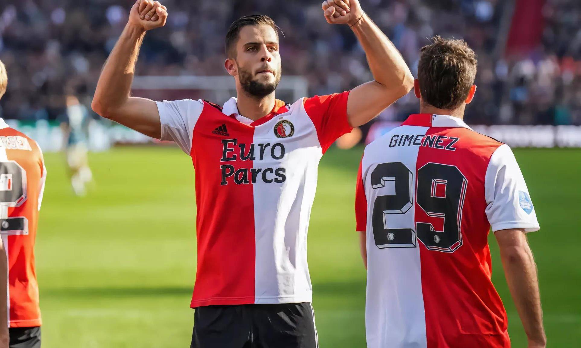 阿贾克斯凭借传球技术,打破对手防线的简单介绍 阿贾克斯凭借传球技术,打破对手防线的简单介绍