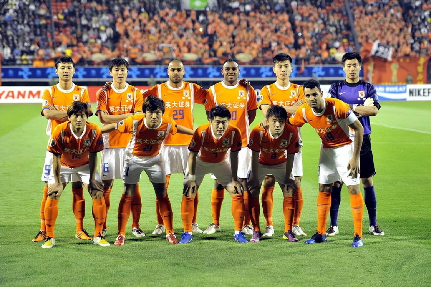 金年会网站-包含山东鲁能客场大胜大连一方，继续保持势头的词条