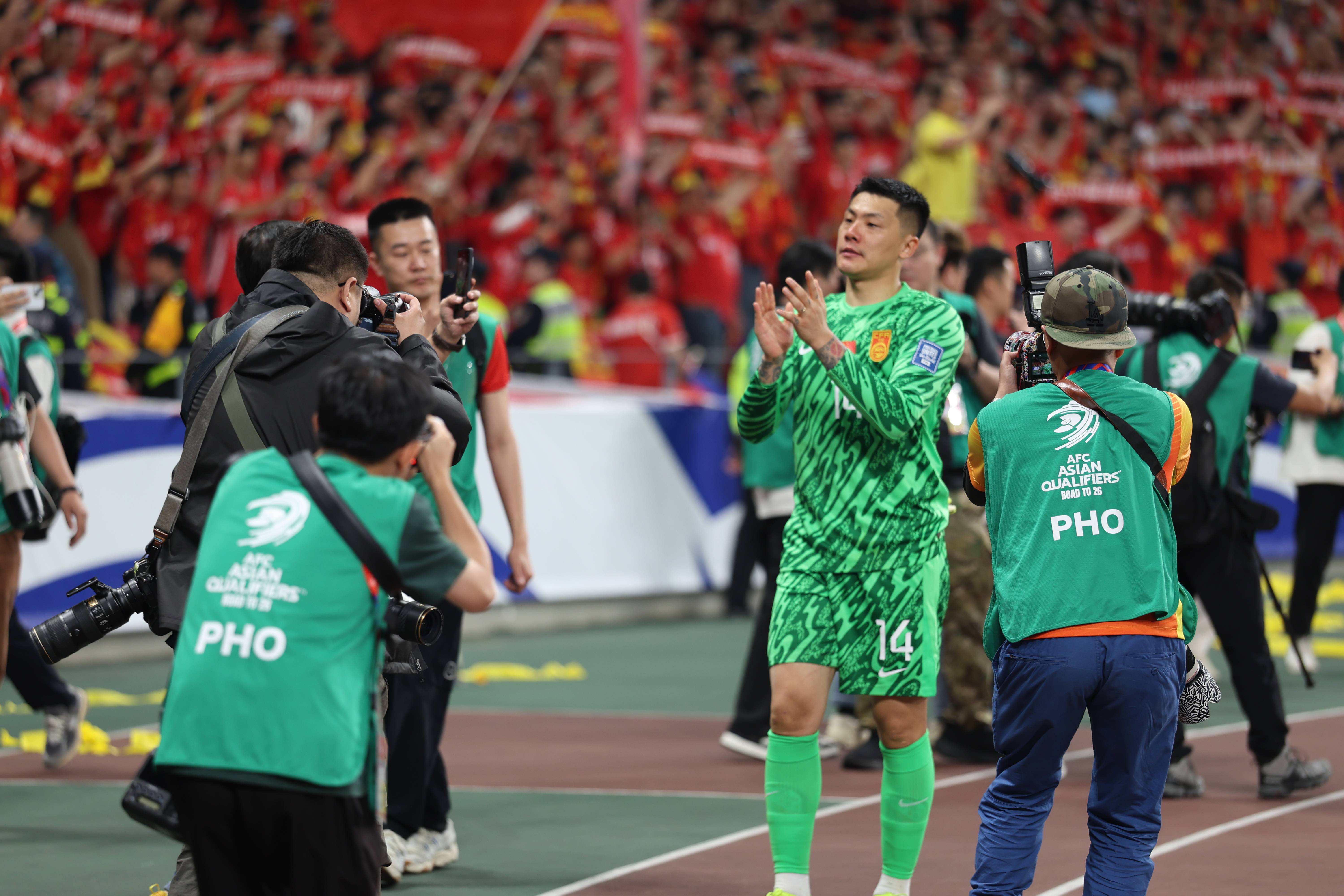 关于刚刚焦点:国足击败,球迷沸腾的信息 关于刚刚焦点:国足击败,球迷沸腾的信息