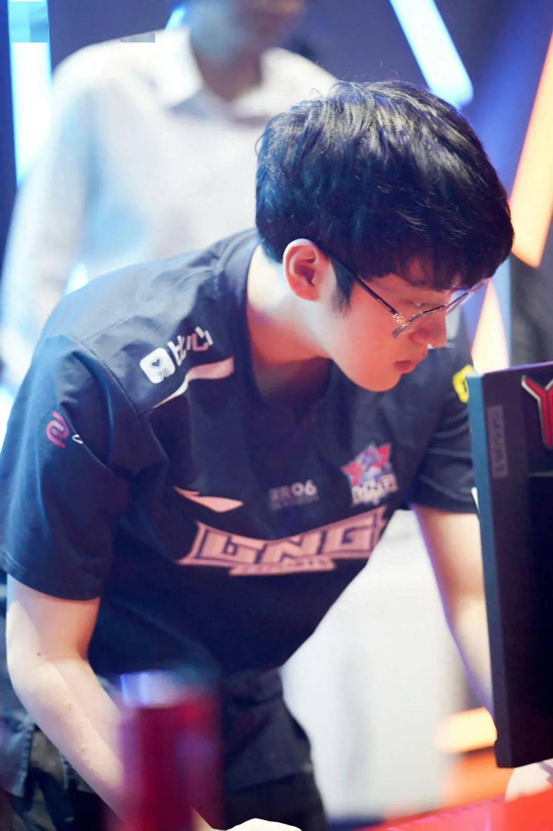 金年会娱乐-100T绝杀C9，Uzi操刀奇招英雄翻盘四强赛3:2（洛杉矶）