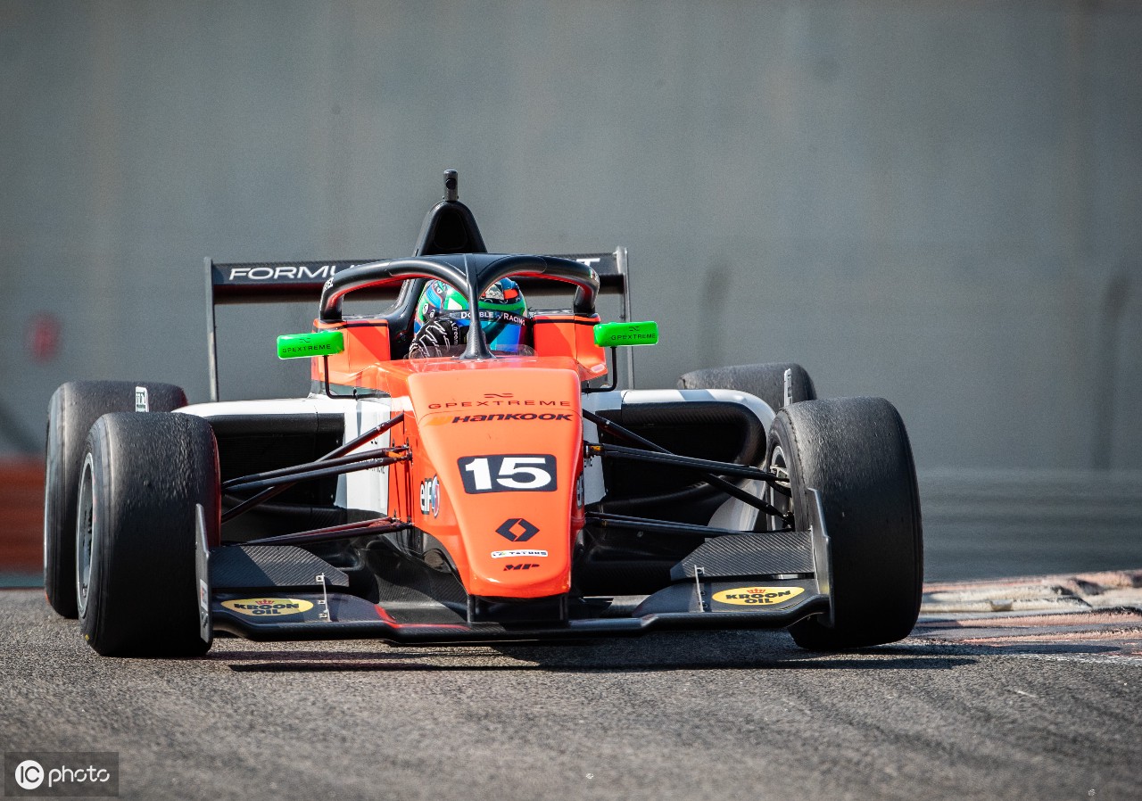 金年会娱乐-雷诺车队完胜威廉姆斯,勒克莱尔点燃赛场