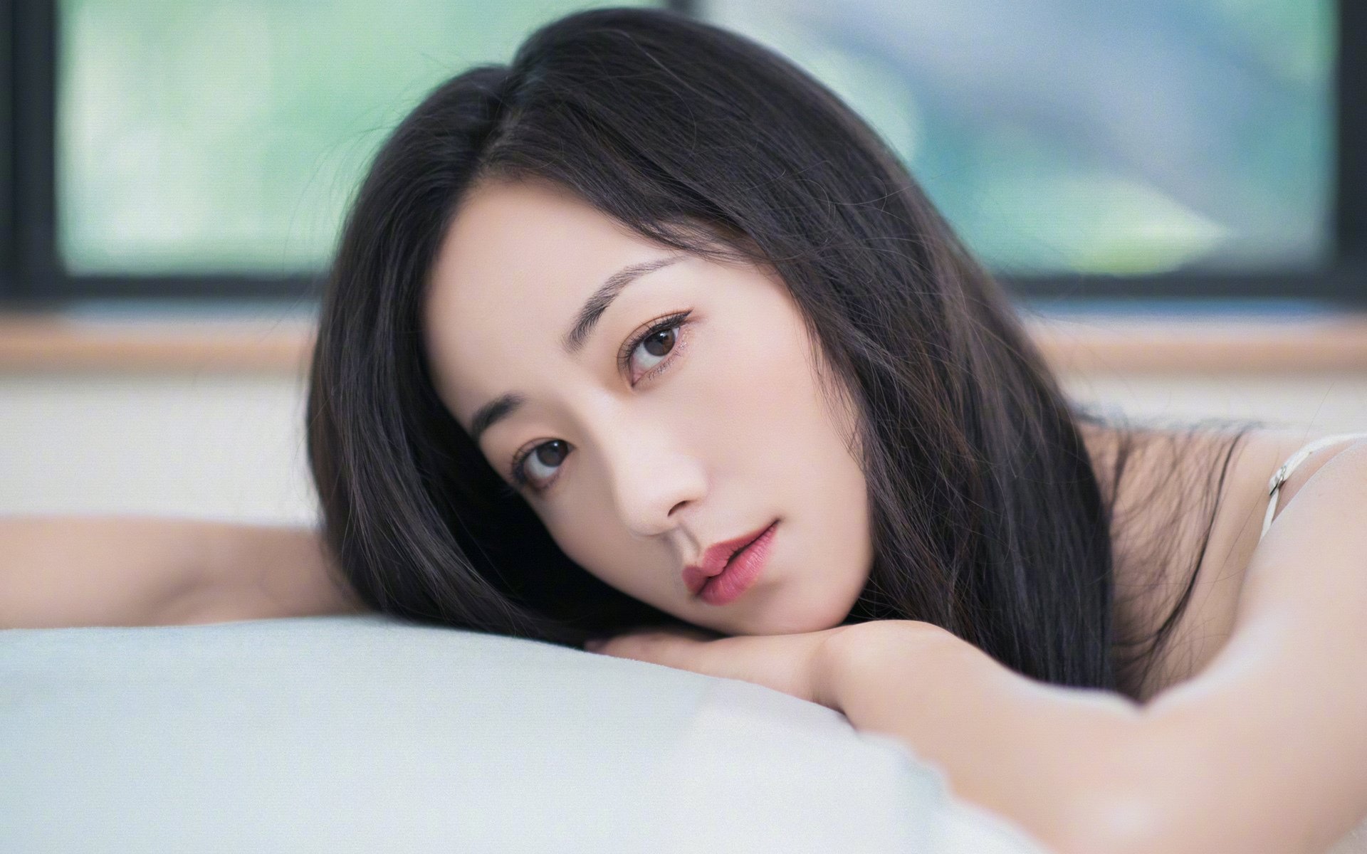 秘鲁杀手撕裂蓝衣防线，伊萨克让马拉多纳球场陷入死寂