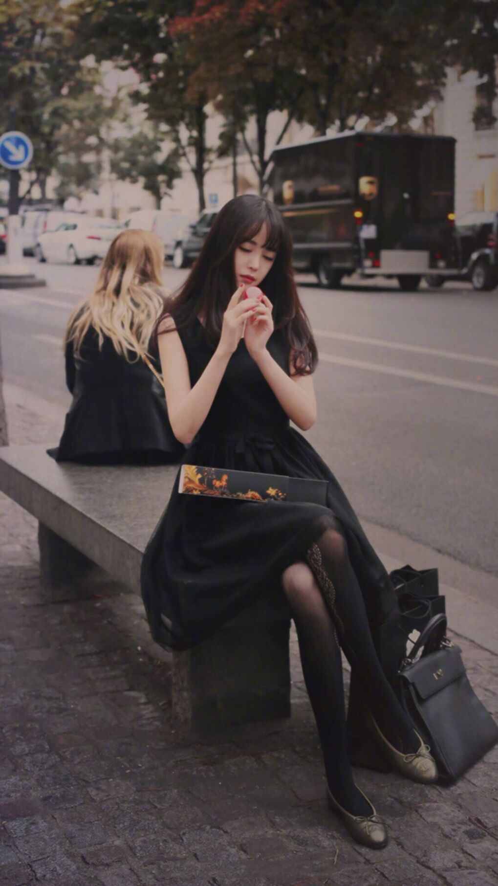 紫金逆袭夜！约基奇生死时刻统治攻防，湖人险胜篮网演绎经典